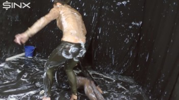 Catfighting WAM Babes Wash Themselves Off Screencap 44 on www.sinx.com