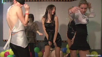 Club Cunts Part 2 - Cam 4 Screencap 40 on www.sinx.com
