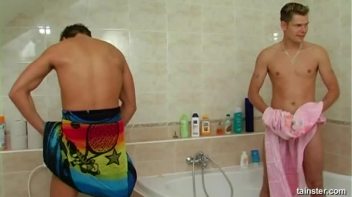 What a (Hotel) Reception! Screencap 1 on www.sinx.com