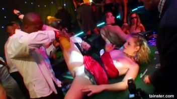 Pussy Casino Part 3 - Cam 2 Screencap 16 on www.sinx.com