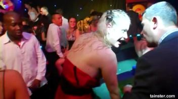 Pussy Casino Part 3 - Cam 2 Screencap 18 on www.sinx.com