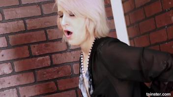 Blonde slut Kristina gets addictive to cum Screencap 42 on www.sinx.com