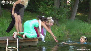 Beauty queens catfight in a lake - Cam 1 Screencap 51 on www.sinx.com