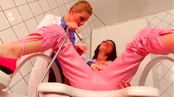 The Wet Tank Screencap 52 on www.sinx.com