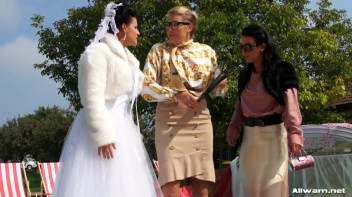 Wedding Day Wetlook Disaster Screencap 16 on www.sinx.com