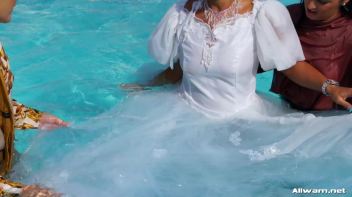 Wedding Day Wetlook Disaster Screencap 47 on www.sinx.com