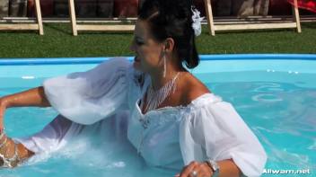 Wedding Day Wetlook Disaster Screencap 63 on www.sinx.com