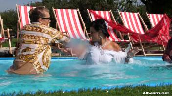 Wedding Day Wetlook Disaster Screencap 68 on www.sinx.com