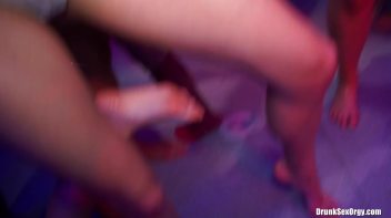 International Summer Lovin' Part 6 - Shower Cam Screencap 79 on www.sinx.com