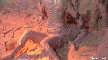 Eurobabes Going Mud Mad! Screencap 69 on www.sinx.com