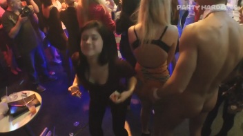 Party Hardcore Gone Crazy Vol. 16 Part 4 - Cam 2 Screencap 78 on www.sinx.com