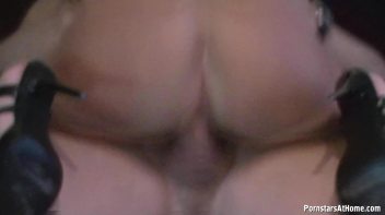 Baby Wants A Good Pussy Pounding Screencap 52 on www.sinx.com