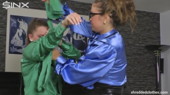 Hotties Shredding And Slapping Catfight - Cam 1 Screencap 20 on www.sinx.com