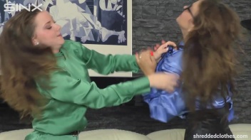 Hotties Shredding And Slapping Catfight - Cam 1 Screencap 37 on www.sinx.com