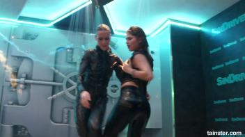 Dripping wet lesbian amateurs Screencap 65 on www.sinx.com