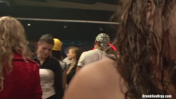 Hard Hat Hos Part 4 - Cam 2 Screencap 96 on www.sinx.com