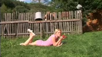 Piss Sluts Find Their Summer Love Screencap 16 on www.sinx.com