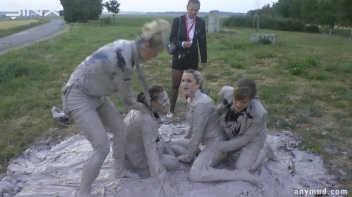Mud Wrestling Babes Messy Catfighting Screencap 51 on www.sinx.com