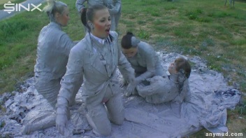 Mud Wrestling Babes Messy Catfighting Screencap 72 on www.sinx.com