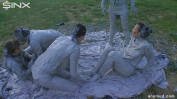 Mud Wrestling Babes Messy Catfighting Screencap 79 on www.sinx.com