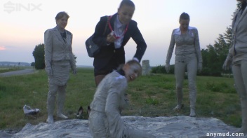 Mud Wrestling Babes Messy Catfighting Screencap 36 on www.sinx.com