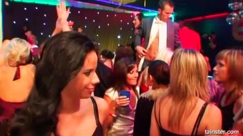 Pussy Casino Part 2 - Cam 1 Screencap 97 on www.sinx.com