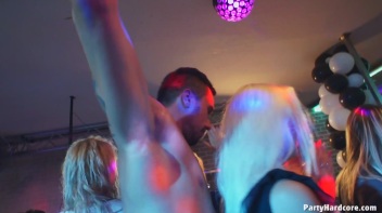 Party Hardcore Gone Crazy Vol. 37 Part 8 - Cam 3 Screencap 121 on www.sinx.com