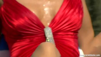 Exhibitionist Wetlook Boat Babes Screencap 11 on www.sinx.com