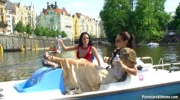 Exhibitionist Wetlook Boat Babes Screencap 15 on www.sinx.com