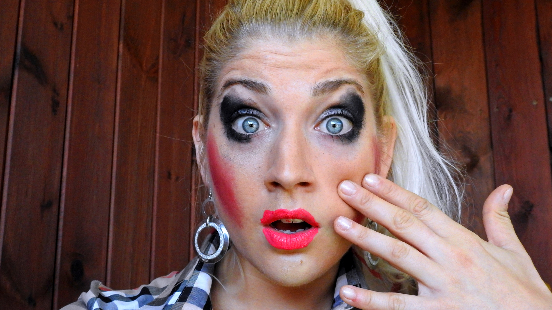 Bitchy Babes Get Covered In Makeup and Lotion - Cam 2 on www.sinx.com
