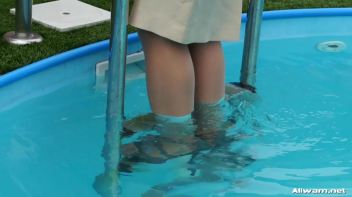 Sloppy Shopping With Gina Screencap 13 on www.sinx.com