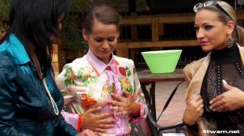 Sloppy Shopping With Gina Screencap 49 on www.sinx.com