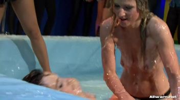 Goo Wrestling Will Leave You Totally Naked Screencap 76 on www.sinx.com