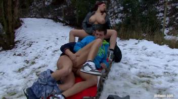 Snowy Bi Scene Screencap 53 on www.sinx.com