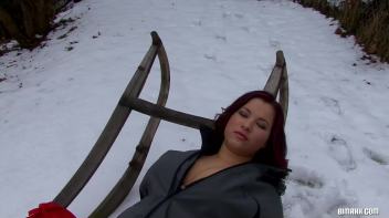 Snowy Bi Scene Screencap 1 on www.sinx.com