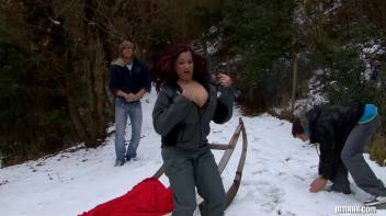 Snowy Bi Scene Screencap 3 on www.sinx.com