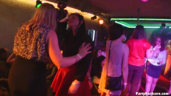 Party Hardcore Gone Crazy Vol. 38 Part 9 - Cam 4 Screencap 123 on www.sinx.com