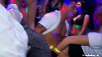 Winter Fuck Jam Part 5 - Cam 2 Screencap 3 on www.sinx.com