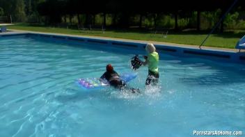 Wet And Creamy At The Pool Screencap 10 on www.sinx.com