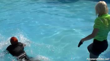 Wet And Creamy At The Pool Screencap 19 on www.sinx.com