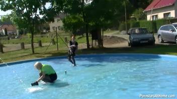 Wet And Creamy At The Pool Screencap 24 on www.sinx.com