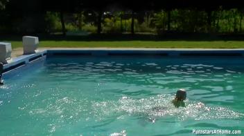 Wet And Creamy At The Pool Screencap 39 on www.sinx.com