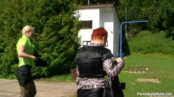 Wet And Creamy At The Pool Screencap 47 on www.sinx.com