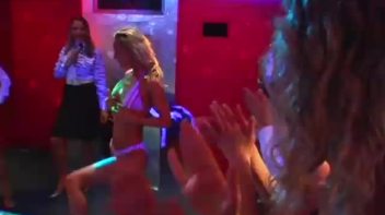 Gel Pit From Hell! Screencap 4 on www.sinx.com