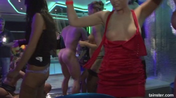 Welcome To The Mad House Part 5 - Cam 3 Screencap 90 on www.sinx.com