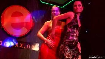 Pussy Casino Part 5 - Shower Cam Screencap 2 on www.sinx.com
