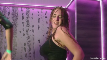 Shower Tramps Screencap 29 on www.sinx.com