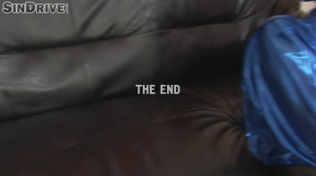 Whose Piss Is It Anyway: Yenna Gets Cayla Lyons & Valentina Ross Swapping Piss With A Dip Of Jizz Screencap 81 on www.sinx.com