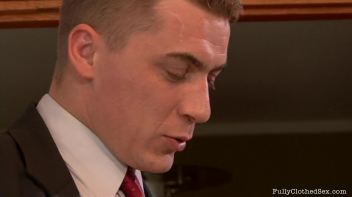 Best Meeting With The Lawyer Ever Screencap 9 on www.sinx.com