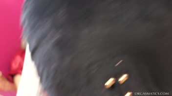 Buzzing Those Pink Pussies Red Screencap 4 on www.sinx.com